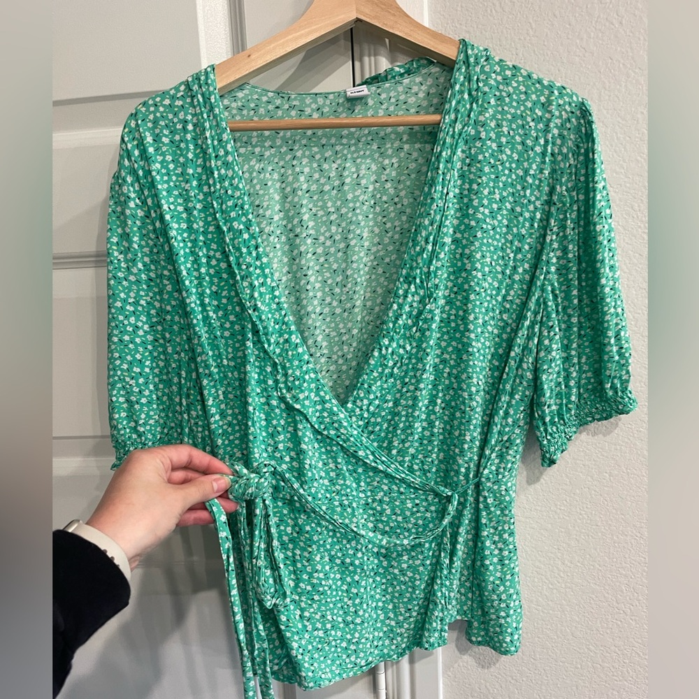 Old navy wrap around top with yellow accents
